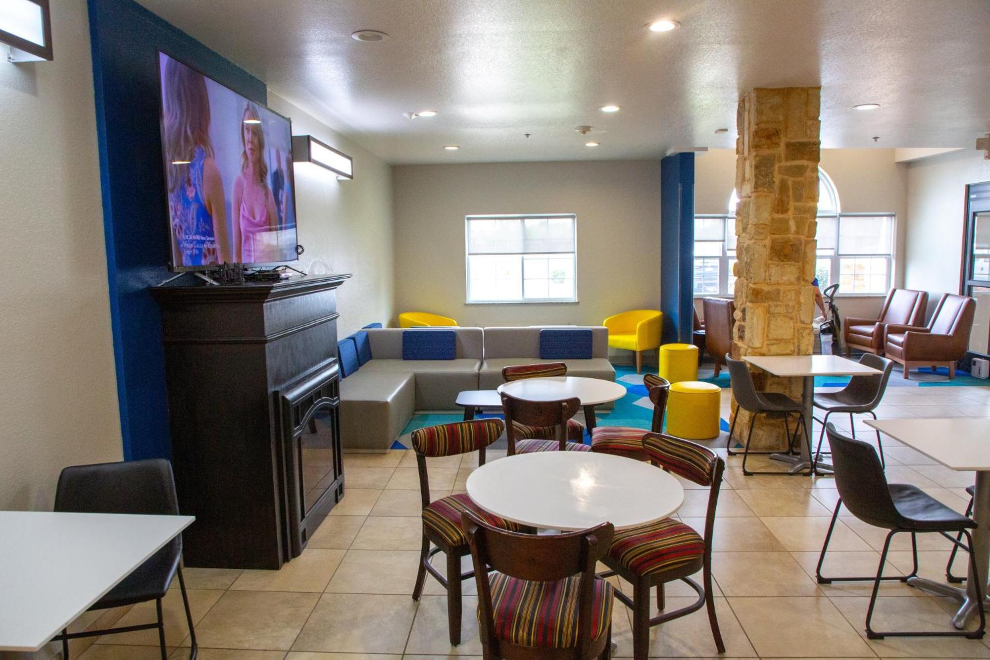 Microtel Inn & Suites By Wyndham Searcy Extérieur photo
